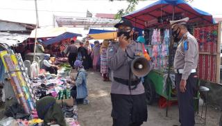 Polres Indramayu Polda Jabar Himbau Prokes di Pasar Tradisional, Tindak Tegas para Pelanggar 
